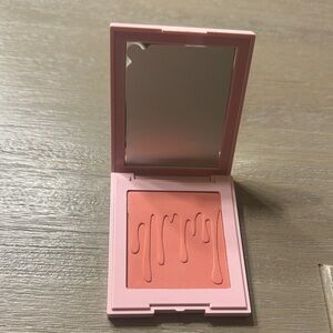 Kylie Jenner Coral Blush by [Brand]l